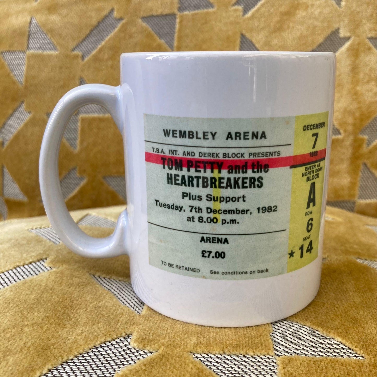 TOM PETTY and the HEARTBREAKERS - 11oz ceramic mug featuring the 1982 Wembley Arena , London ticket on both sides
