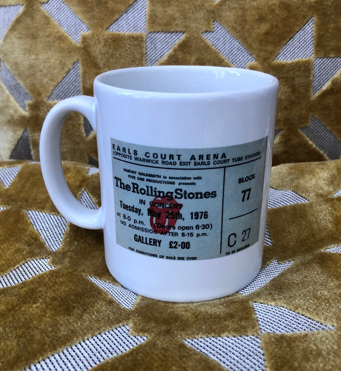ROLLING STONES - 11oz ceramic mug featuring the 1976 Earls Court Arena , London ticket on both sides