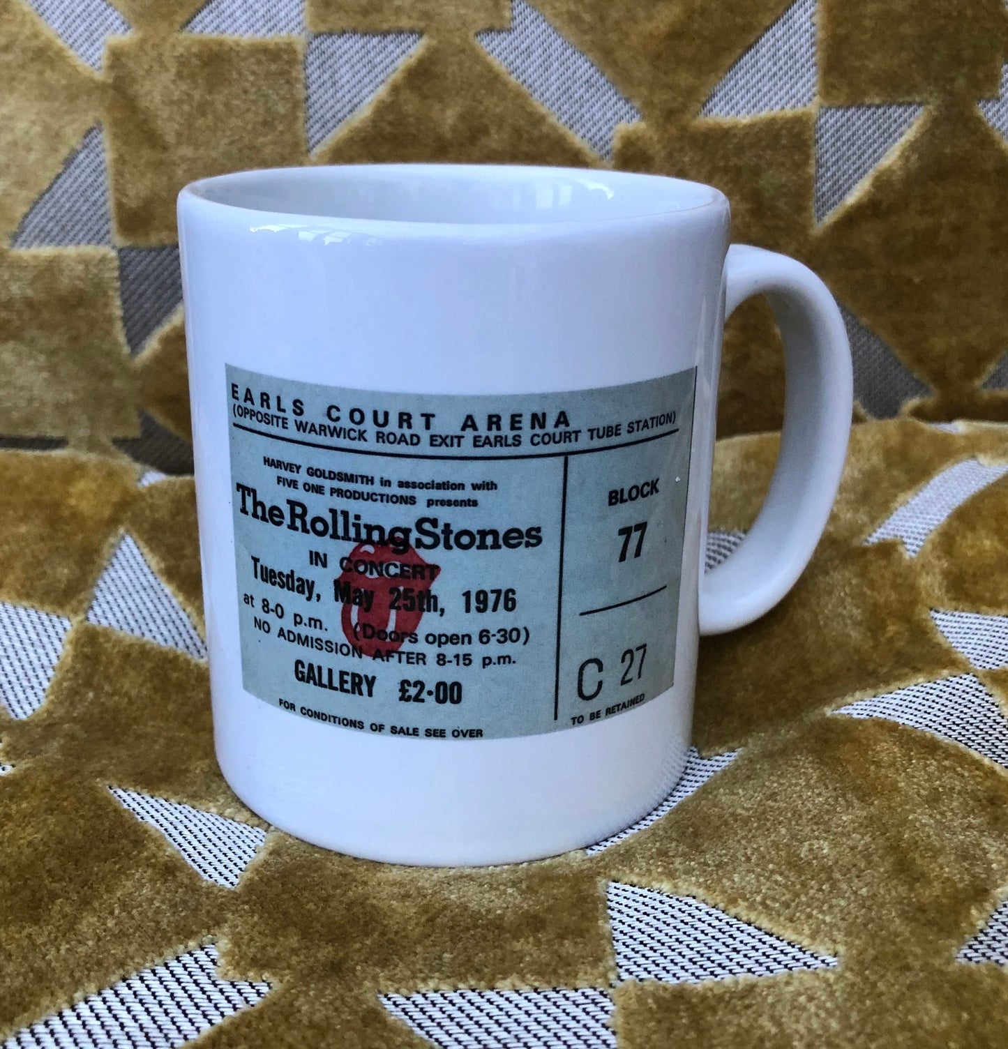 ROLLING STONES - 11oz ceramic mug featuring the 1976 Earls Court Arena , London ticket on both sides